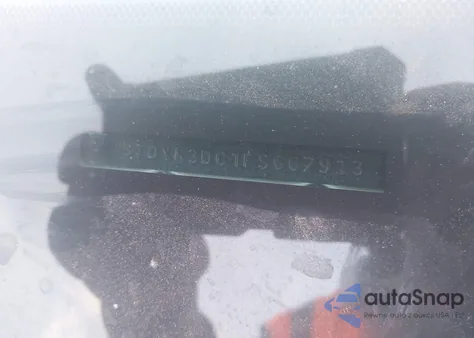 2015 Toyota Sienna Xle Premium 8 Passenger z USA, uszkodzony, nr VIN 5TDYK3DC1FS667913